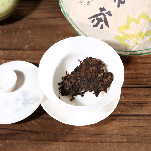 2008顶级宫廷熟普洱茶饼357g