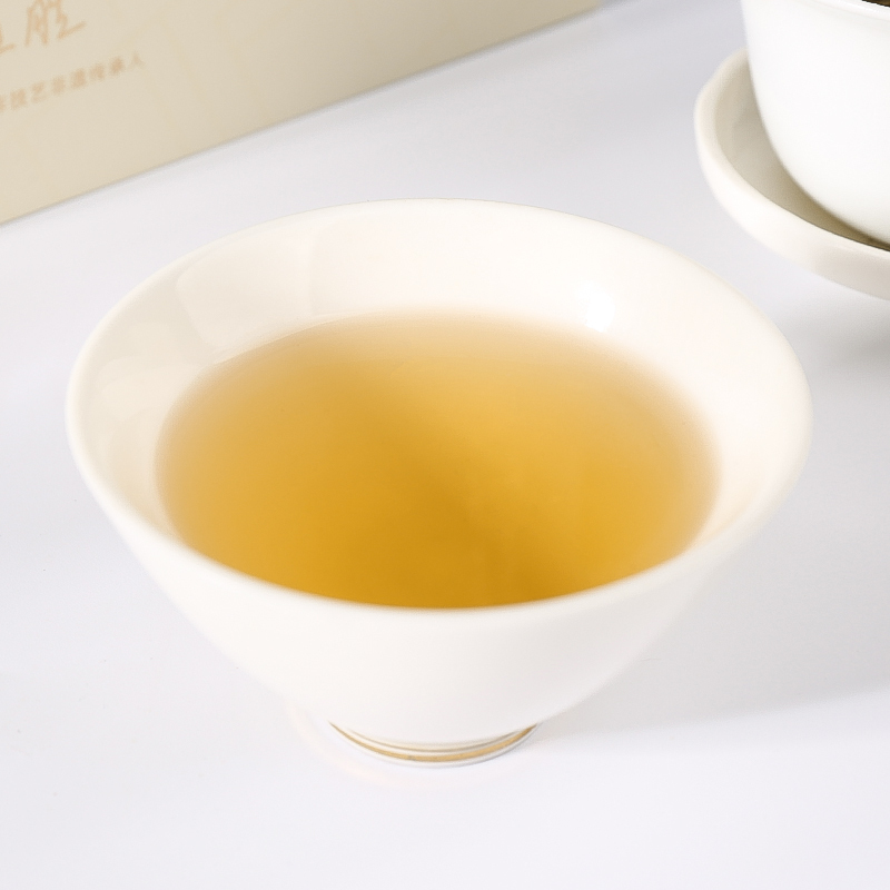 范祖胜白牡丹